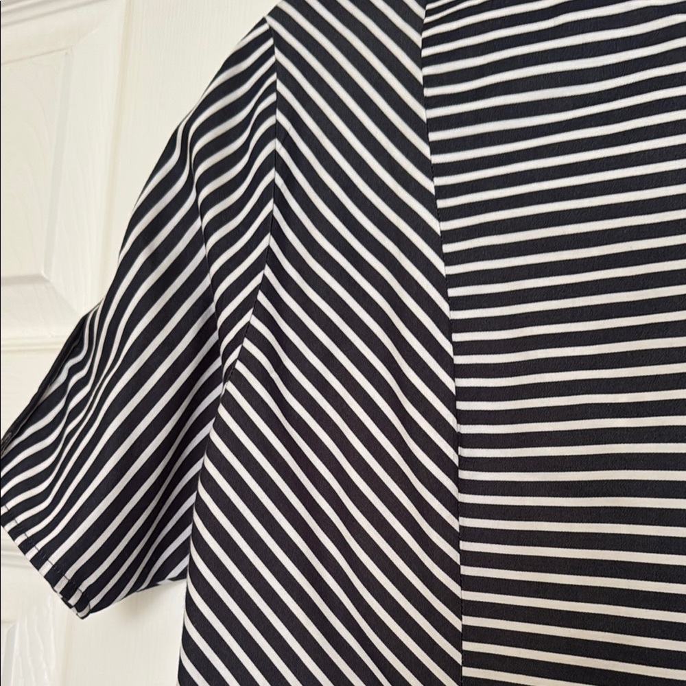 Jones New York Signature Navy & White Striped Button-Up Shirt, Size M - Picture 7 of 8
